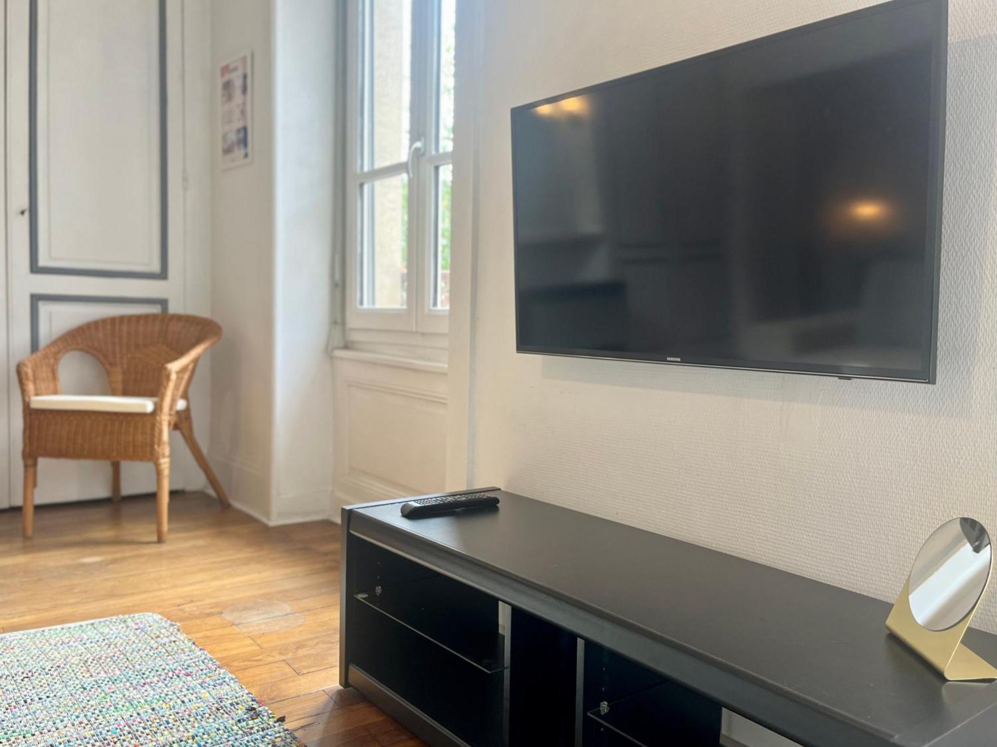 Suite Lavani Lyon Exterior foto